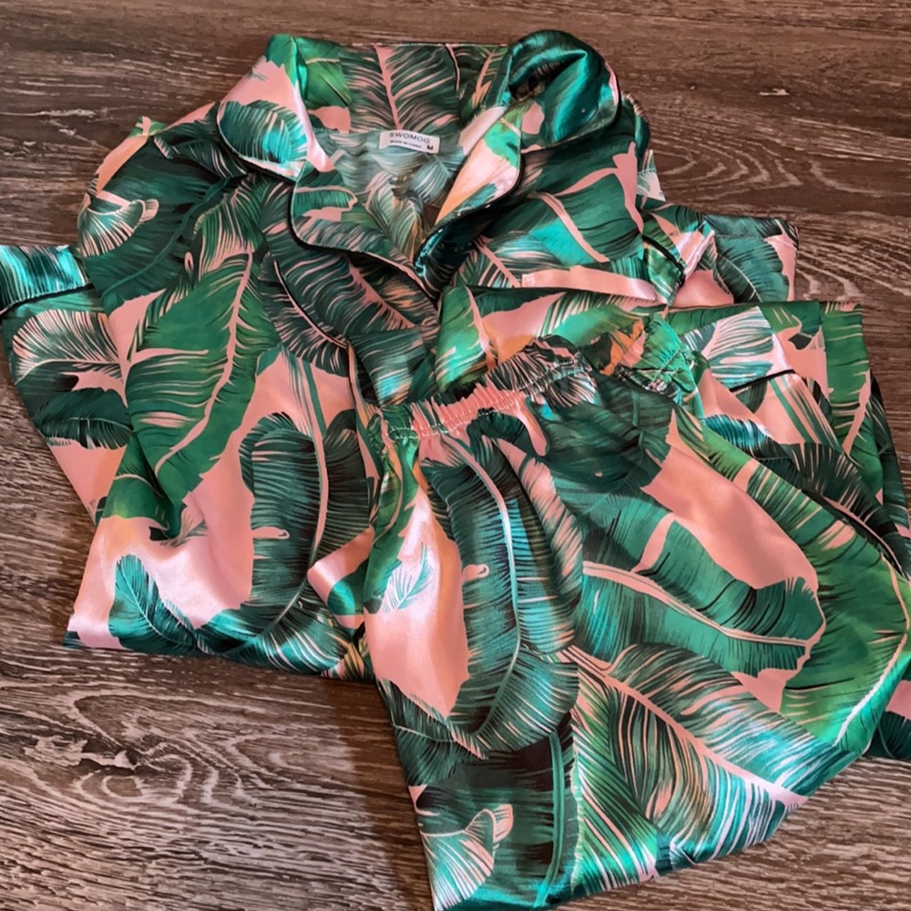 Pink Palm Pajama Set - Picture 3 of 3